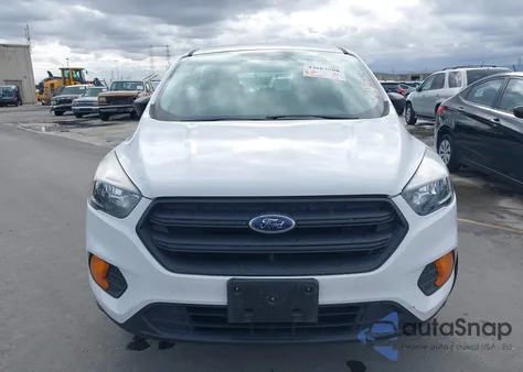 2019 Ford Escape S z USA, uszkodzony, nr VIN 1FMCU0F70KUB62076